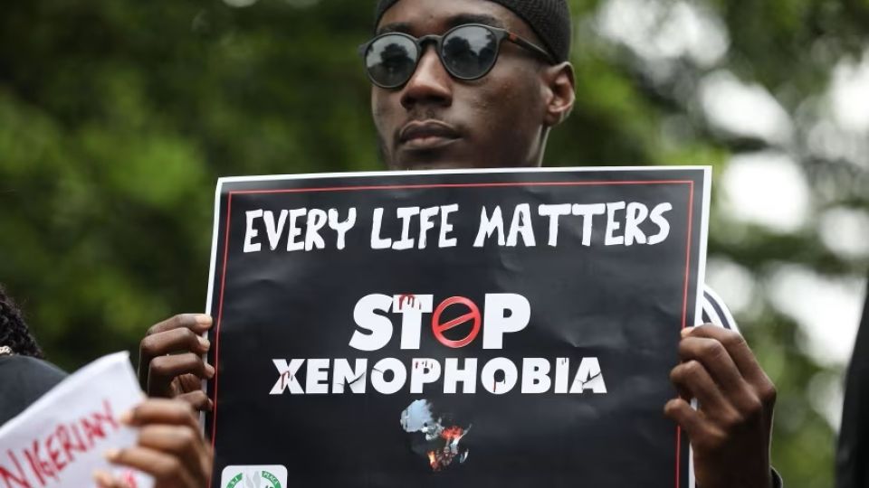 Africa-frowns-at-xenophobic-violence-and-looting.jpg