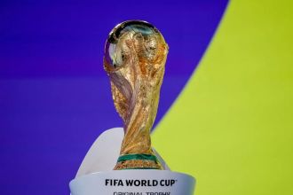 FIFA-World-Cup-trophy-1.jpg