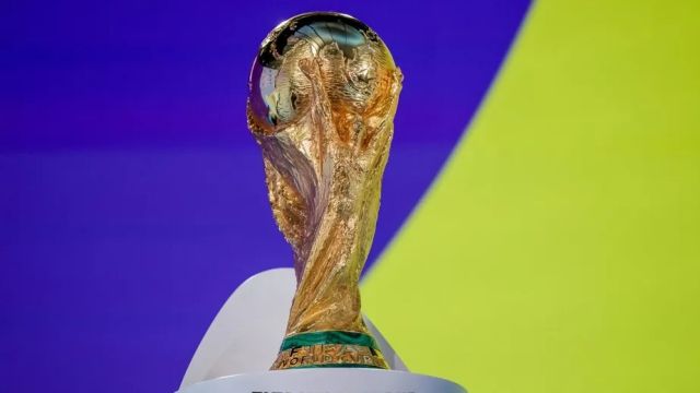 FIFA-World-Cup-trophy-1.jpg