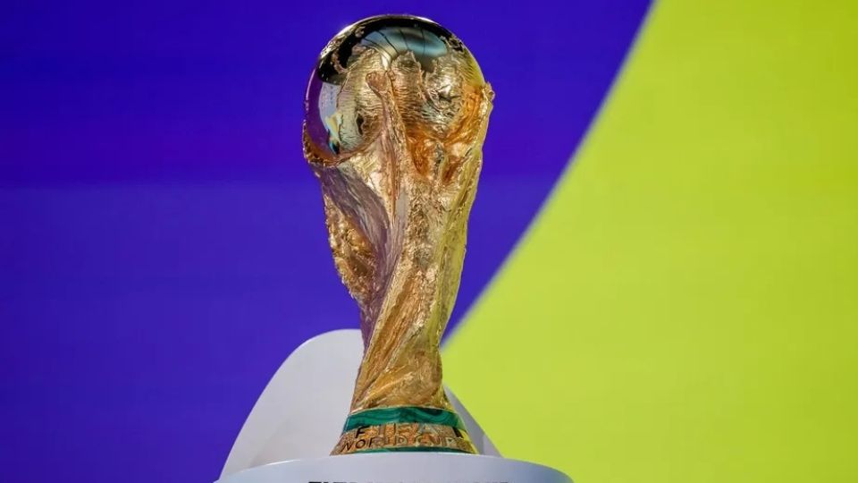 FIFA-World-Cup-trophy-1.jpg