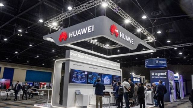 Huawei-Exhibition.jpg