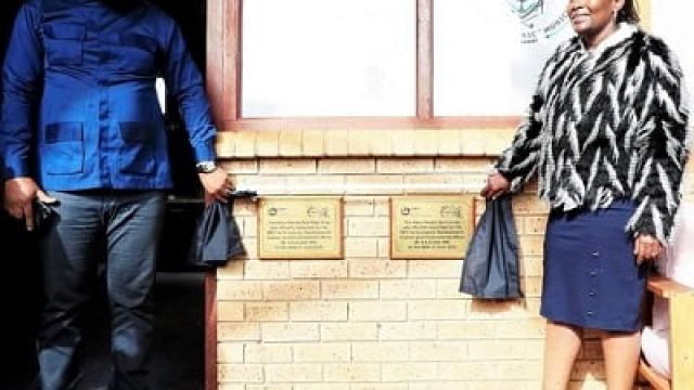 KZN-tourism-MEC-with-deputy-mayor.jpg