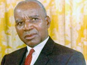 Fiery commemorations of Kamuzu Day in Malawi