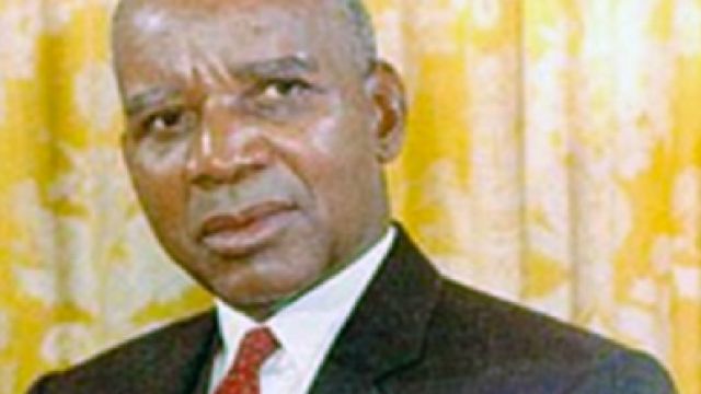 Kamuzu-Banda-1.jpg