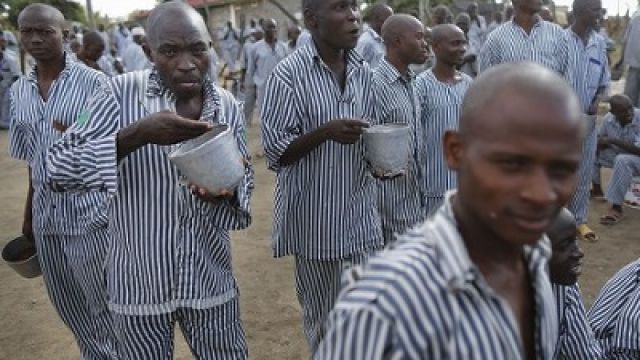Kenya-prison-inmates.jpg