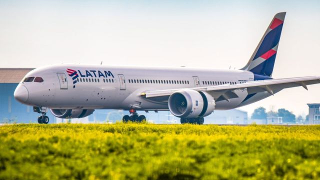 Latam-Airlines-1.jpg