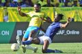 Mamelodi-Sundowns-Tebogo-Mokoena-is-challenged-by-Esperances-Ibrahima-Keita-during-the-CAF-Champions-league-semifinal.jpg