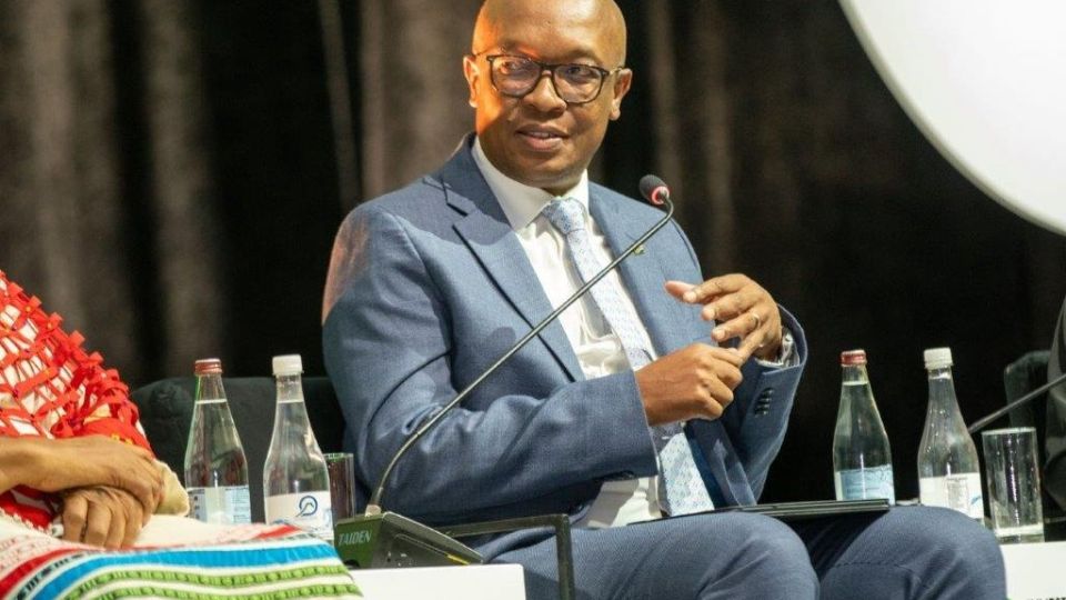 Minister-Parks-Tau-at-the-Mining-Indaba-1.jpg