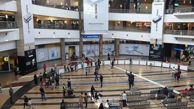 O.R.-Tambo-International-Airport-arrivals.jpg