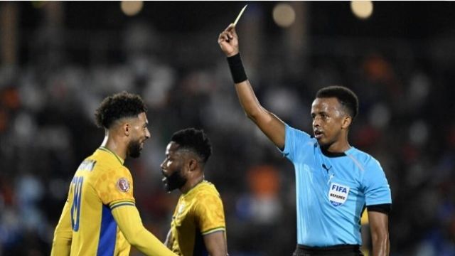 Racist-US-denies-Africas-referee-of-the-year-Omar-Abdulkadir-Artan.jpg