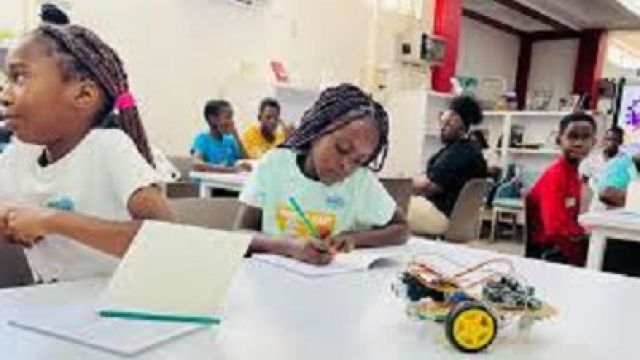 Zambian-kids-in-robotics.jpeg