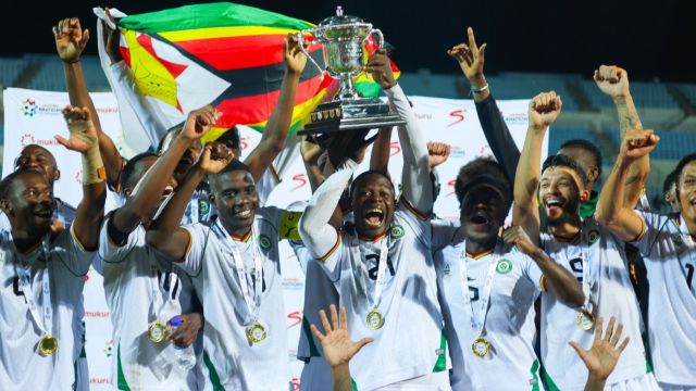 Zimbabwe-win-Mukuru-trophy-1.jpg